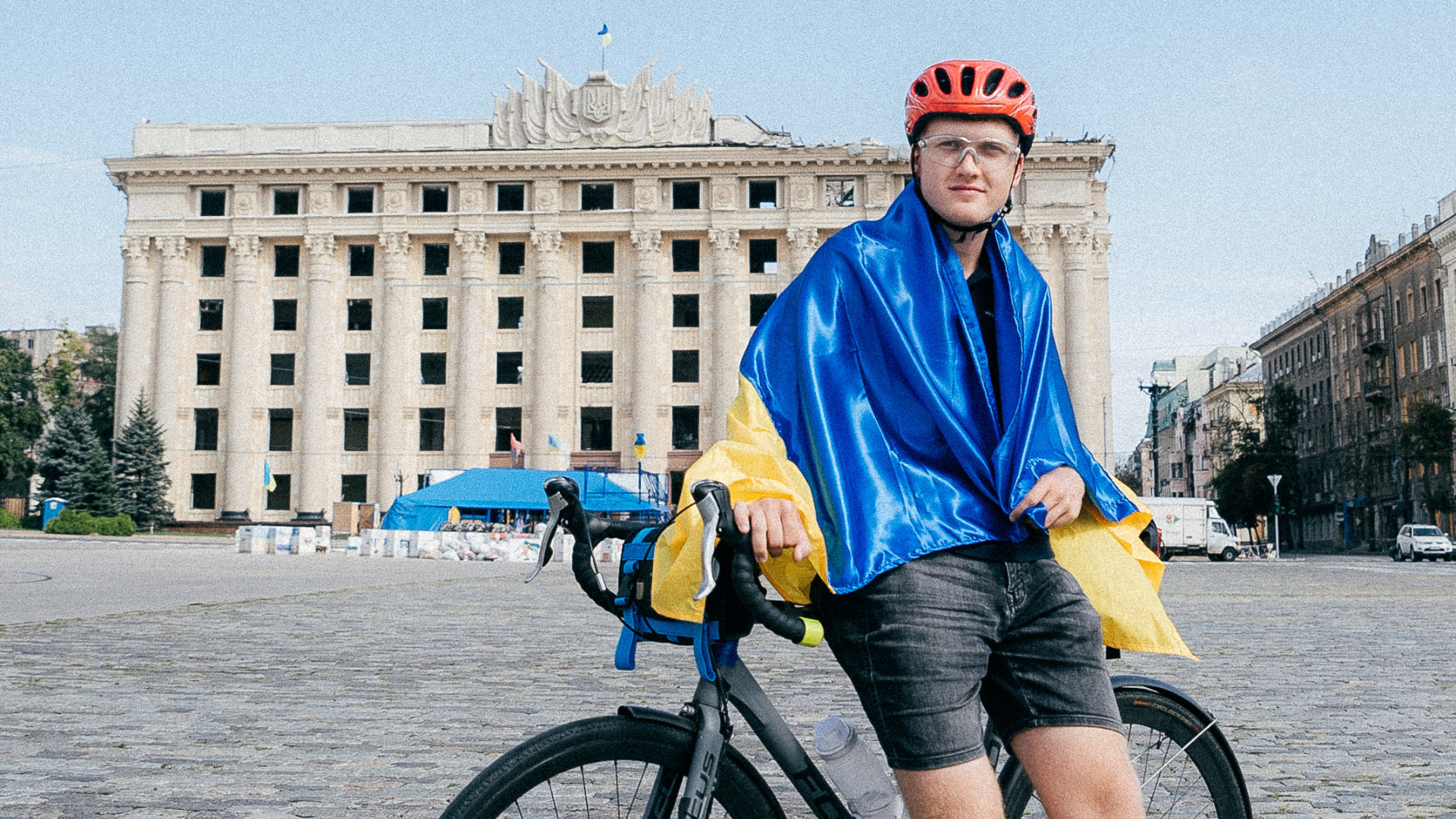 😊 Їhaty zarady žyttiv: volonter CodeIT4Life vyrušaje v velozabig na 1300 km, ščob zibraty košty 